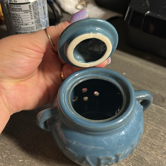 Blue Ceramic Garlic Keeper - Picture 3 of 5